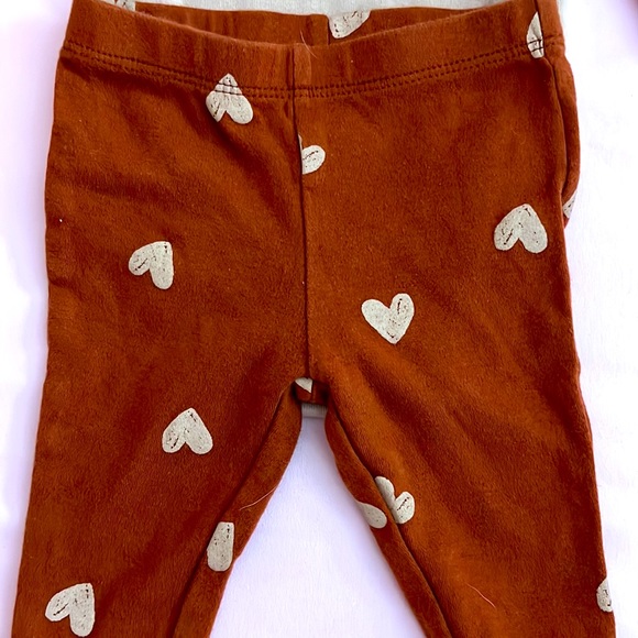 BABY GIRLS LONG SLEEVE PANT SET : SIZE 3 MONTHS - Picture 3 of 4